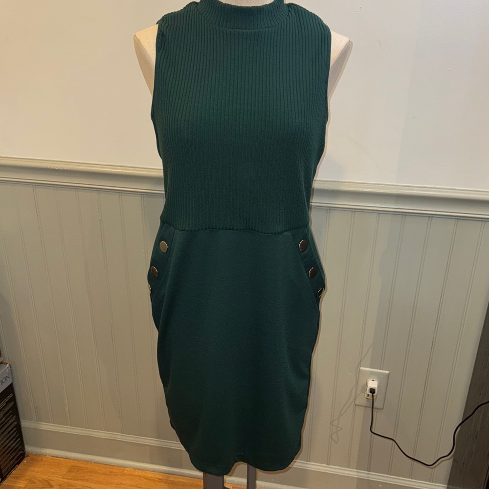 Elegant Spense Green Sleeveless‎ Dress size L